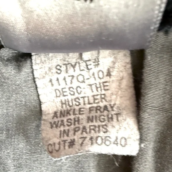 EUC MOTHER Hustler Ankle Fray Jeans Size 28 - Picture 10 of 12